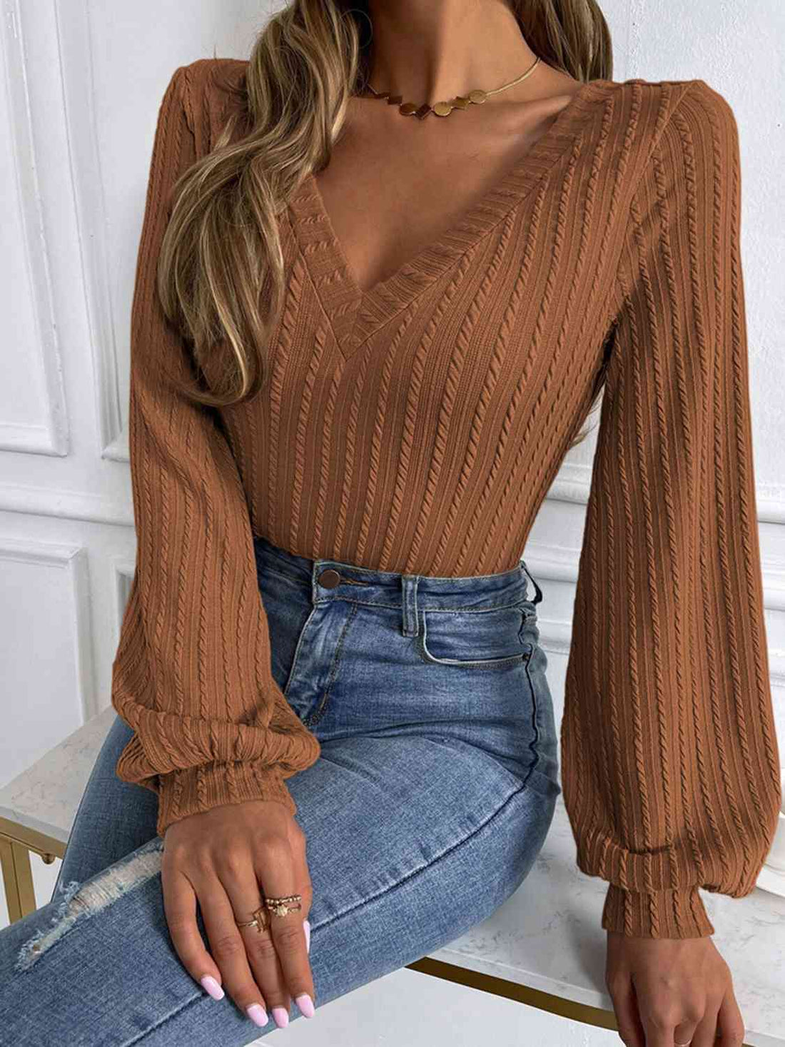 Ribbed V-Neck Lantern Sleeve Top