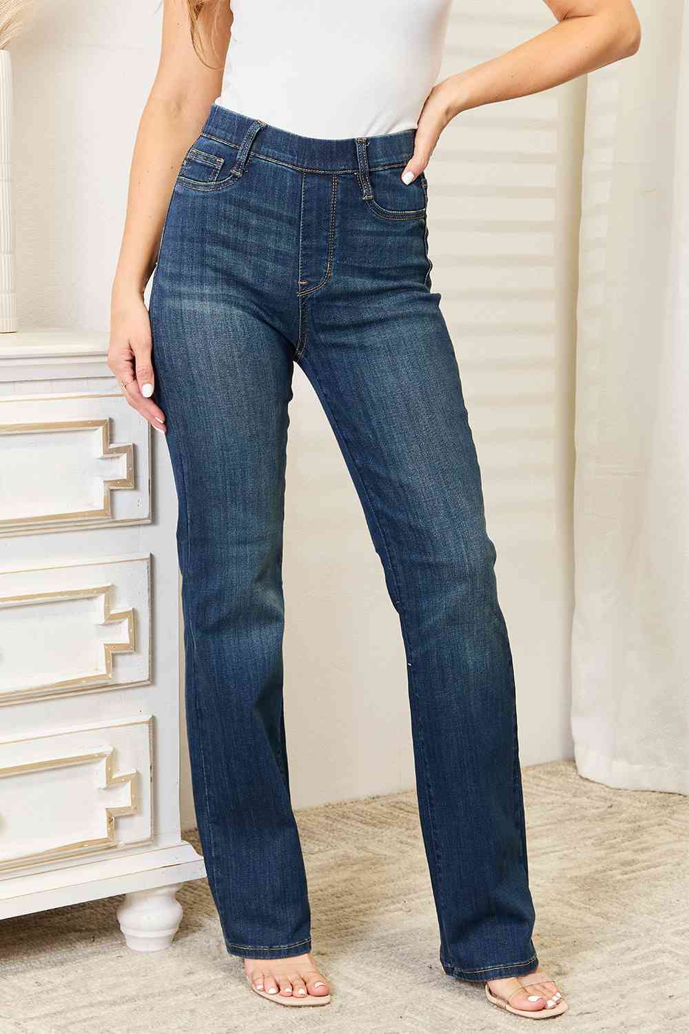 Judy Blue Full Size Elastic Waistband Straight Jeans