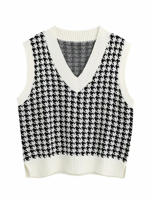 Houndstooth V-Neck Sweater Vet