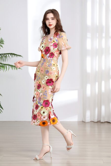Women Elegant Embroidery Elegant Puffed Sleeve Dress V Neck Slit Dress