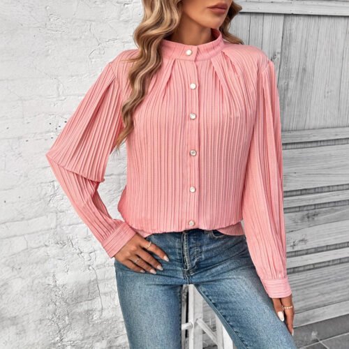 Elevate your everyday with this elegant jacquard long-sleeve shirt. The subtle, rich texture of the fabric instantly adds a touch of timeless sophistication, making it a standout piece for office wear or refined evening looks.