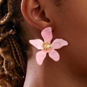Candy Color Acrylic Flower Earrings – Irregular Five-Petal Vacation Style
