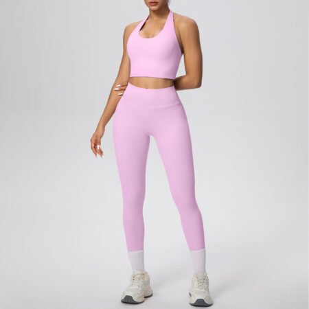 Perfect for spring and summer workouts, this matching set transitions seamlessly from fitness routines to casual athleisure styling. Whether you’re flowing through yoga poses or heading out post-workout, this set delivers comfort, confidence, and a sleek silhouette.