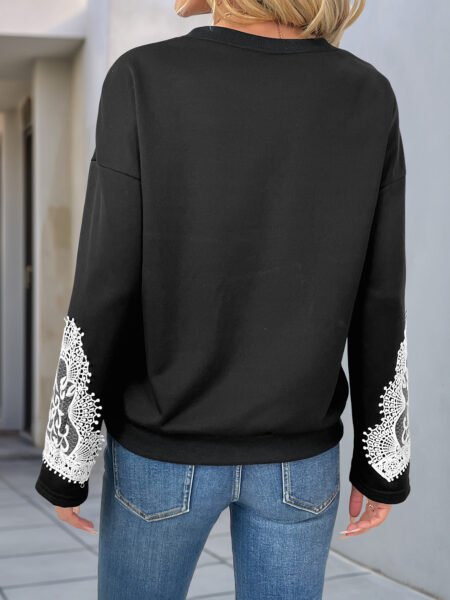 Autumn Round Neck Lace Stitching Pullover Sweatshirt for Women