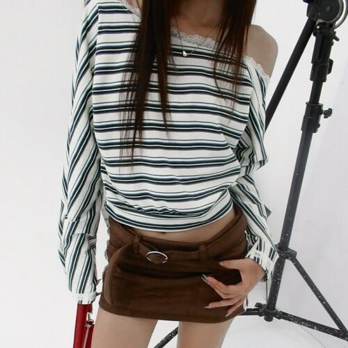 Autumn Winter Striped Lace Knitted Long Sleeve Top for Women