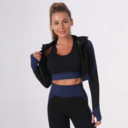 SEAMLESS QUICK-DRY YOGA THREE-PIECE SET