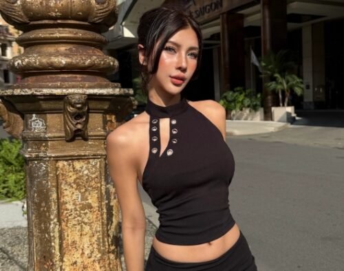 Urban, confident, and chic, this autumn street-style set pairs a short vest top with a slim sheath skirt. Designed for bold everyday fashion with a modern edge. This Street Style Vest & Sheath Skirt Set delivers a sleek, city-ready look. The cropped vest enhances your upper silhouette, while the fitted sheath skirt elongates your frame. Perfect for streetwear-inspired outfits, casual nights out, or fashion-forward daytime looks, this set offers comfort without compromising style.