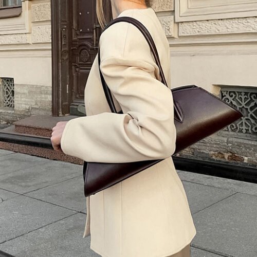 Beige V‑Neck Waist‑Cinched Blazer – Autumn Casual Chic