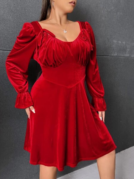 Plus Size Sexy Velvet Long Sleeve Party Dress with Flared Hem