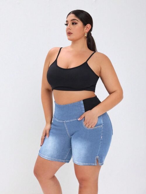 Plus Size Elastic Waist Hip-Lifting Loose Denim shorts