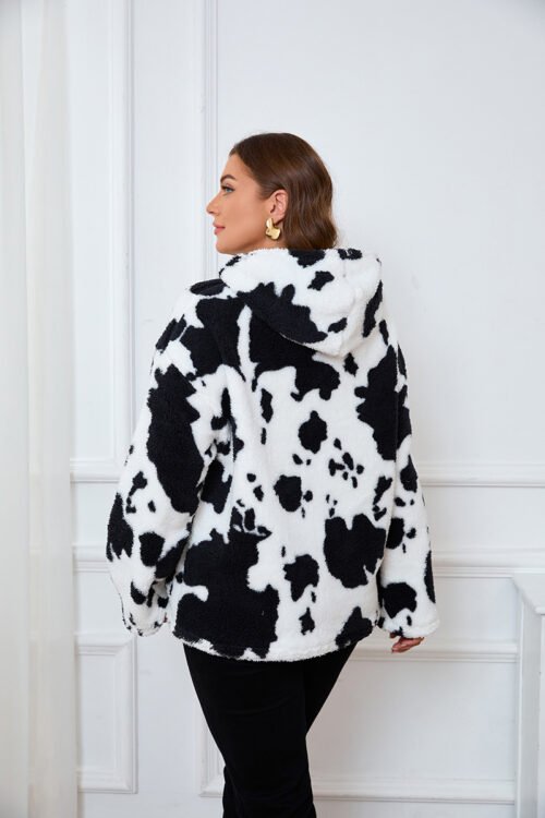 Plus Size Cow Plush Hoodie – Cozy Long Sleeve Plush Top for Chill Days