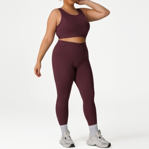 Plus Size Fitness Running Two-Piece Set – Training Outfit for Curves