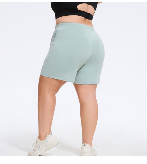 Plus Size Quick-Dry Knee-Length Sports Shorts – Loose Fit Training Pants