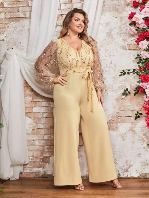 This plus size spring summer jumpsuit blends comfort and effortless style for warm-weather days. Designed with a relaxed yet flattering silhouette, it’s perfect for casual outings, travel, or everyday wear while keeping you cool, confident, and chic all season long.